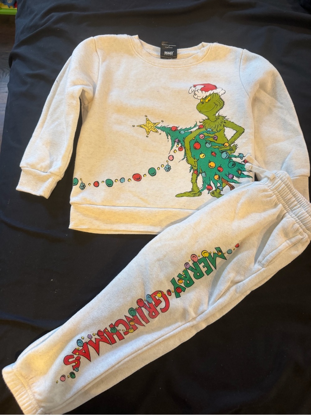 Dr. Seuss The Grinch Christmas Sweatshirt & Joggers Set Size 4t Unisex